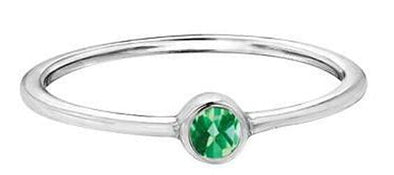 White Gold Emerald Ring.