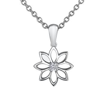 White Gold Canadian Diamond Pendant Necklace.