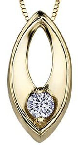 Yellow Gold Canadian Diamond Pendant Necklace.