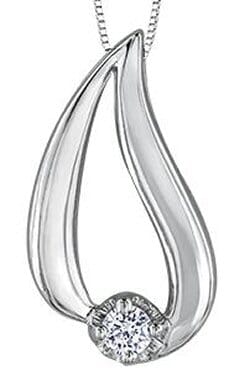 White Gold Canadian Diamond Pendant Necklace.