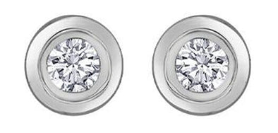 White Gold Canadian Diamond Stud Earrings.