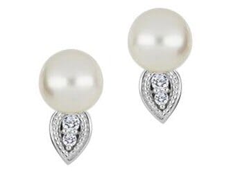 White Gold Pearl, Canadian Diamond Earrings.